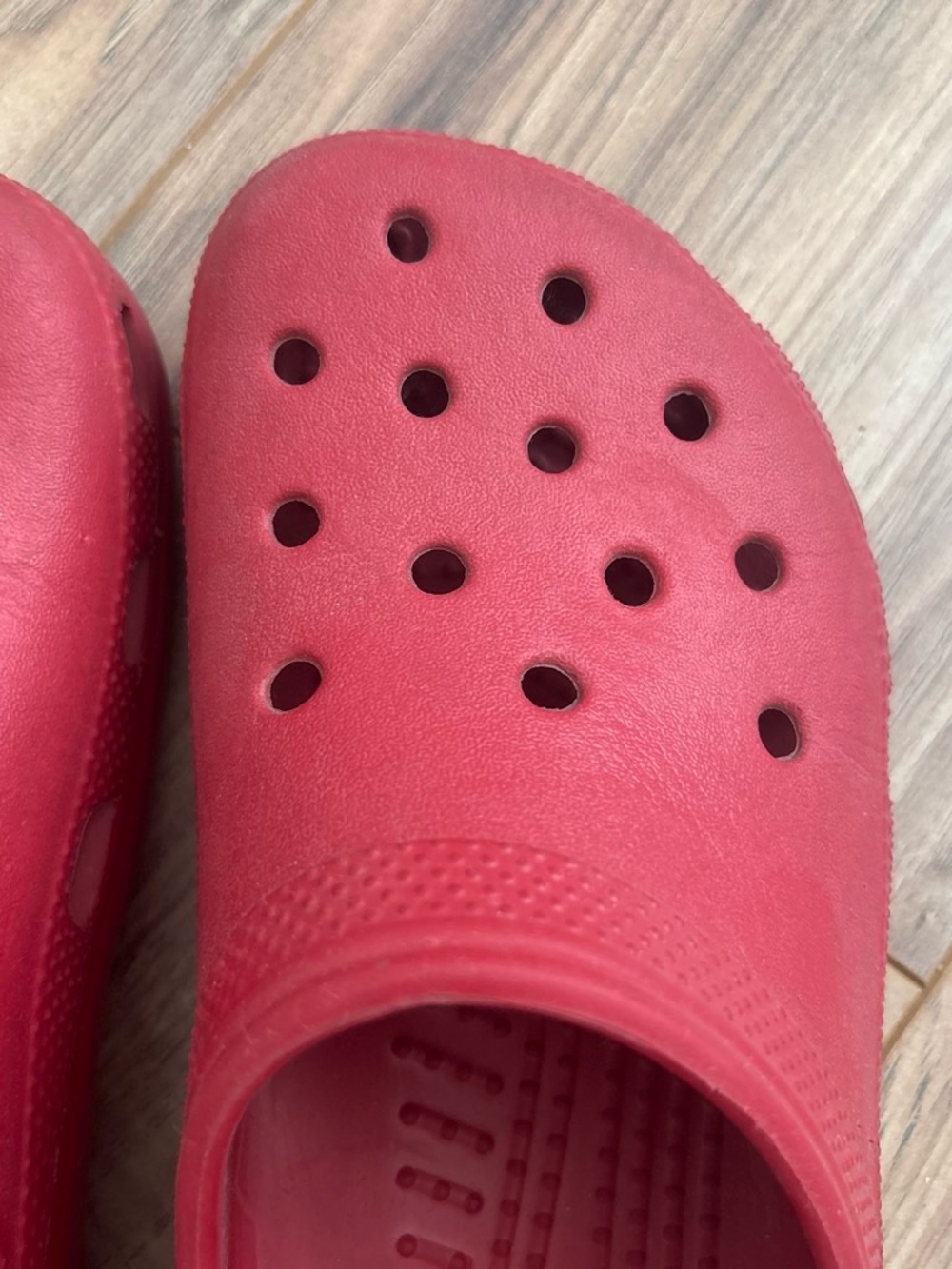 Red Crocs - Picture 3 of 4